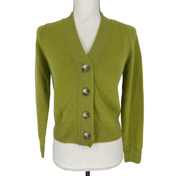 Jill Roberts 100% Cashmere Shrunken V-Neck Cardigan in Matcha - Picture 4 of 11